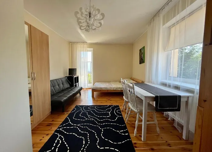 Riviera 尤斯托尼莫斯基